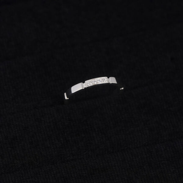 Maillon Panthère wedding ring