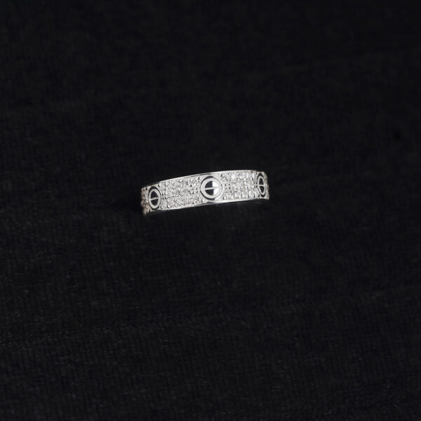 LOVE ring, small model, paved