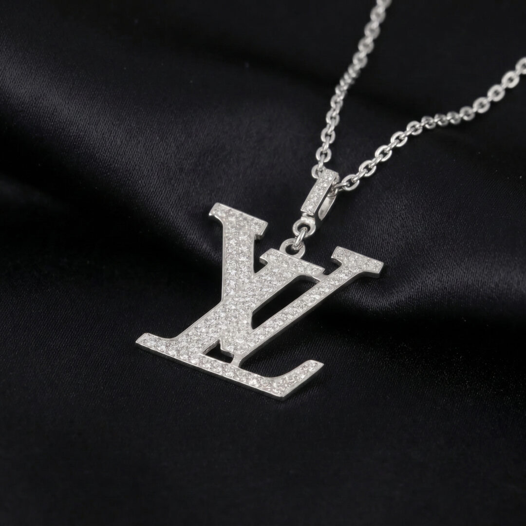 LV Large Pendant Necklace