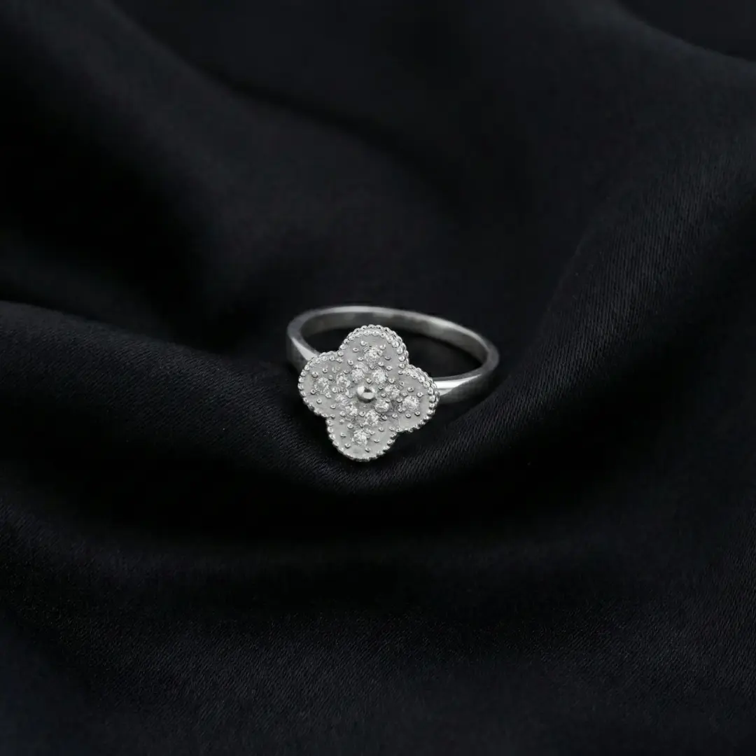 Van Cleef & Arpels, Vintage Alhambra Ring, Gold Filled