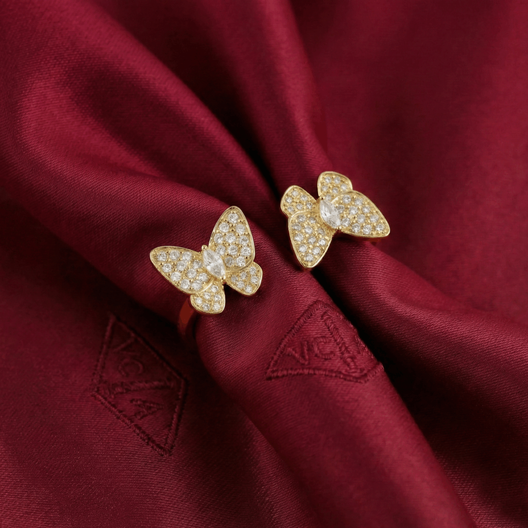 Van Cleef & Arpels, Two Butterfly Between the Finger Ring, Gold Filled