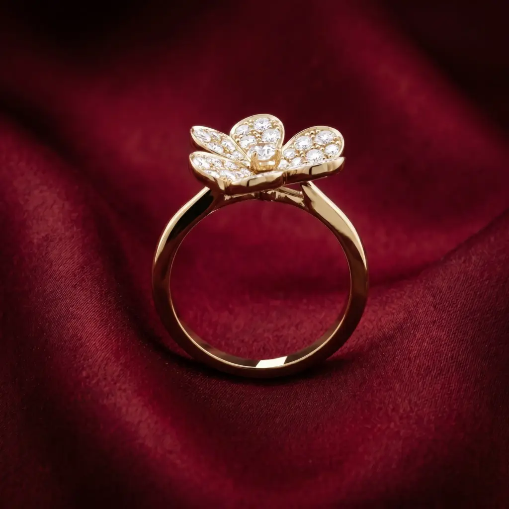 Van Cleef & Arpels, Frivole ring, 1 flower, paved stone Gold Filled
